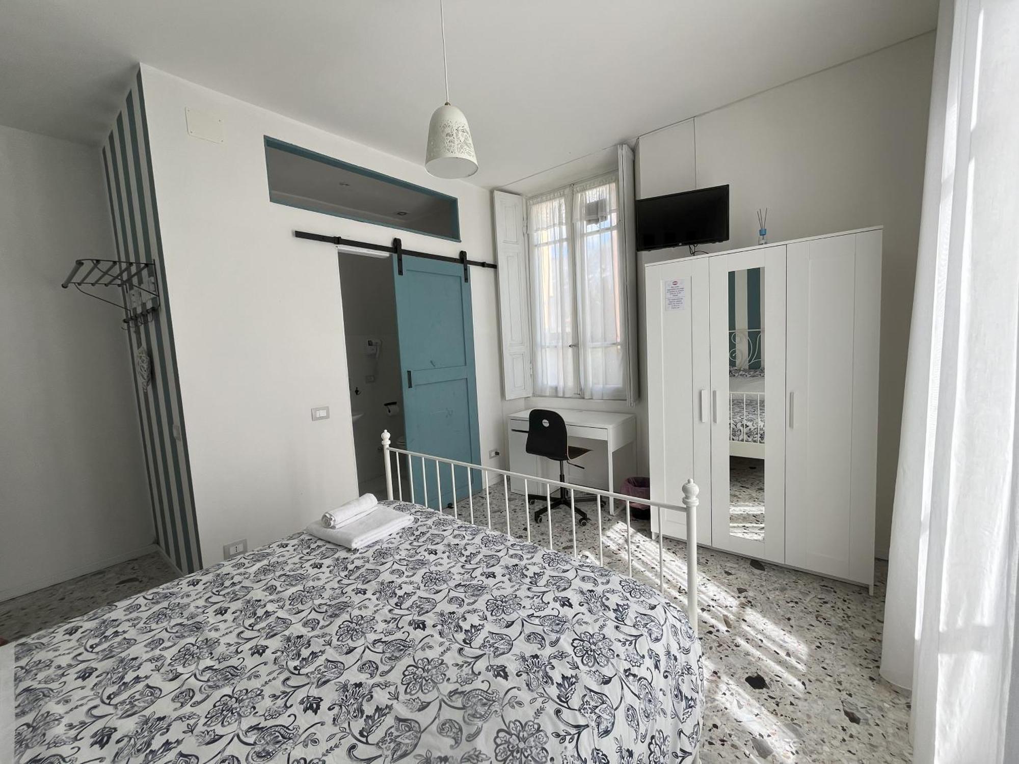 B&B Red House Garlate Buitenkant foto